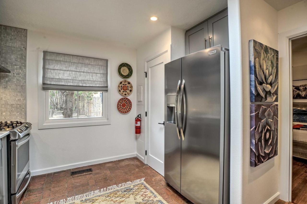 Modern Bungalow With Santa Fe Charm Less Than 2 Mi To Plaza Apartment Bagian luar foto